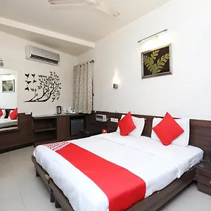 Shree Residency Hotel