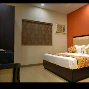 Deviram Palace Hotel