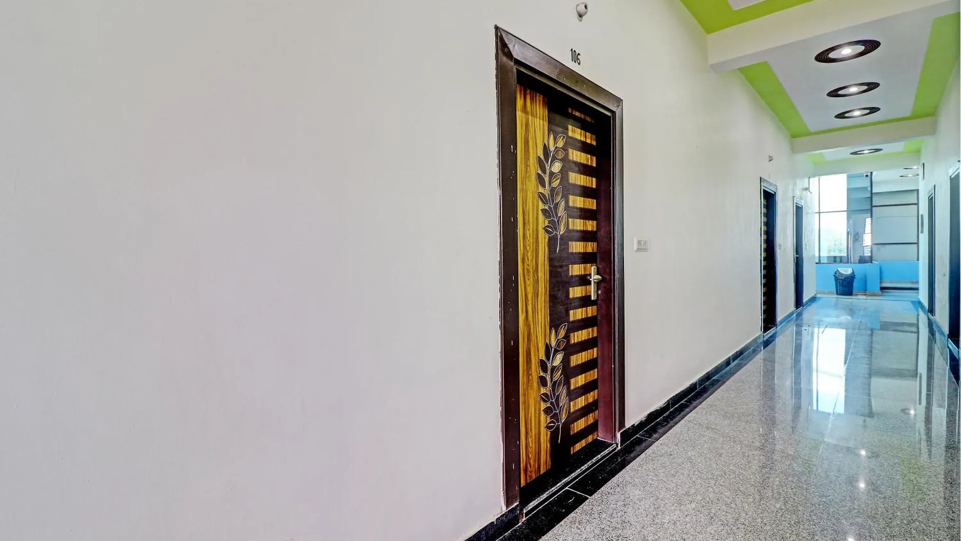 Hotel O Om Palace Agra   Agra (Uttar Pradesh)