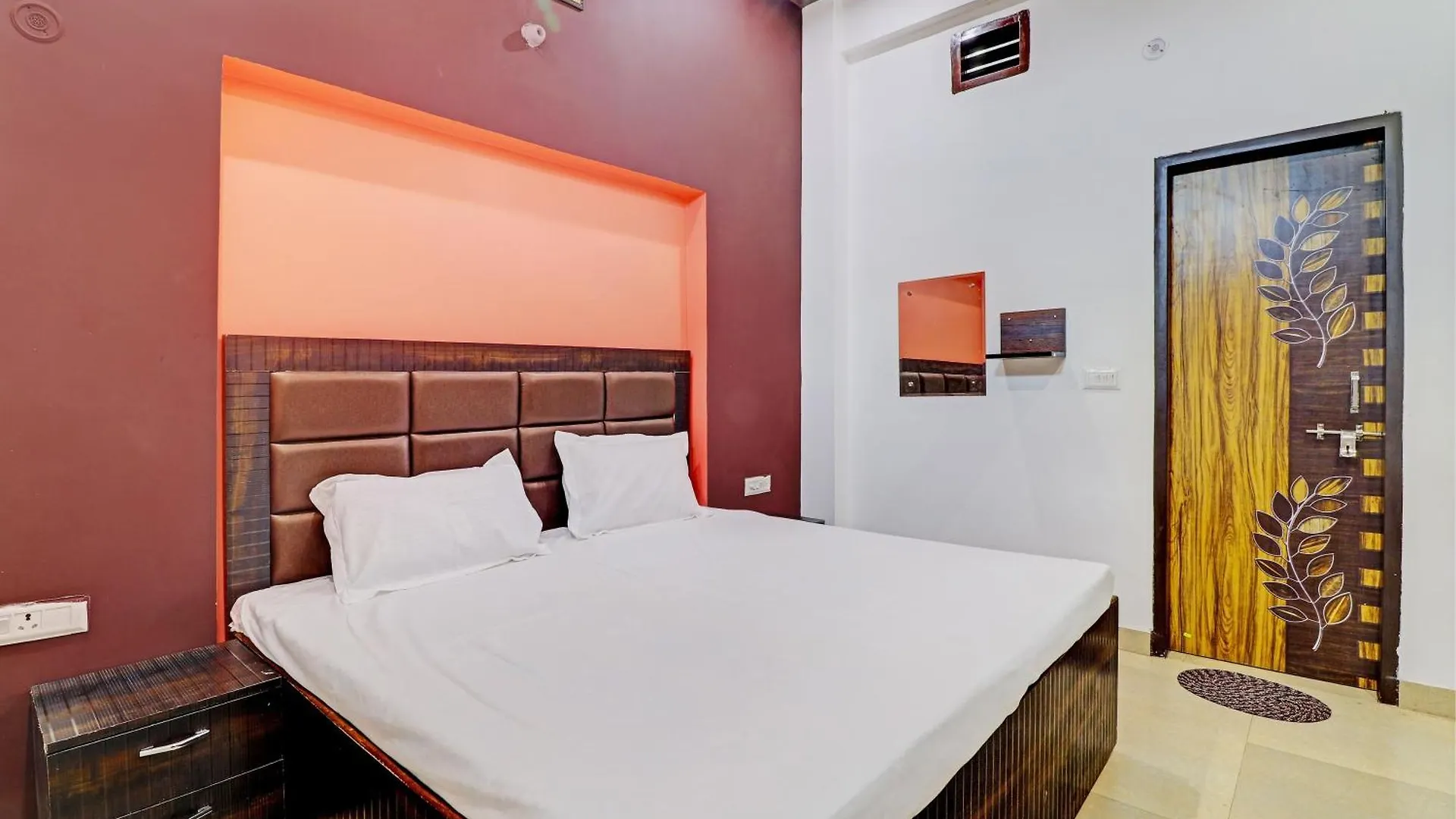 Hotel O Om Palace Agra  3*, Agra (Uttar Pradesh)